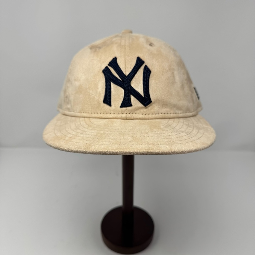 New Era Retro Crown 9FIFTY Yankees Snapback‎ Hat Tan Cream Suede Navy Logo NWOT